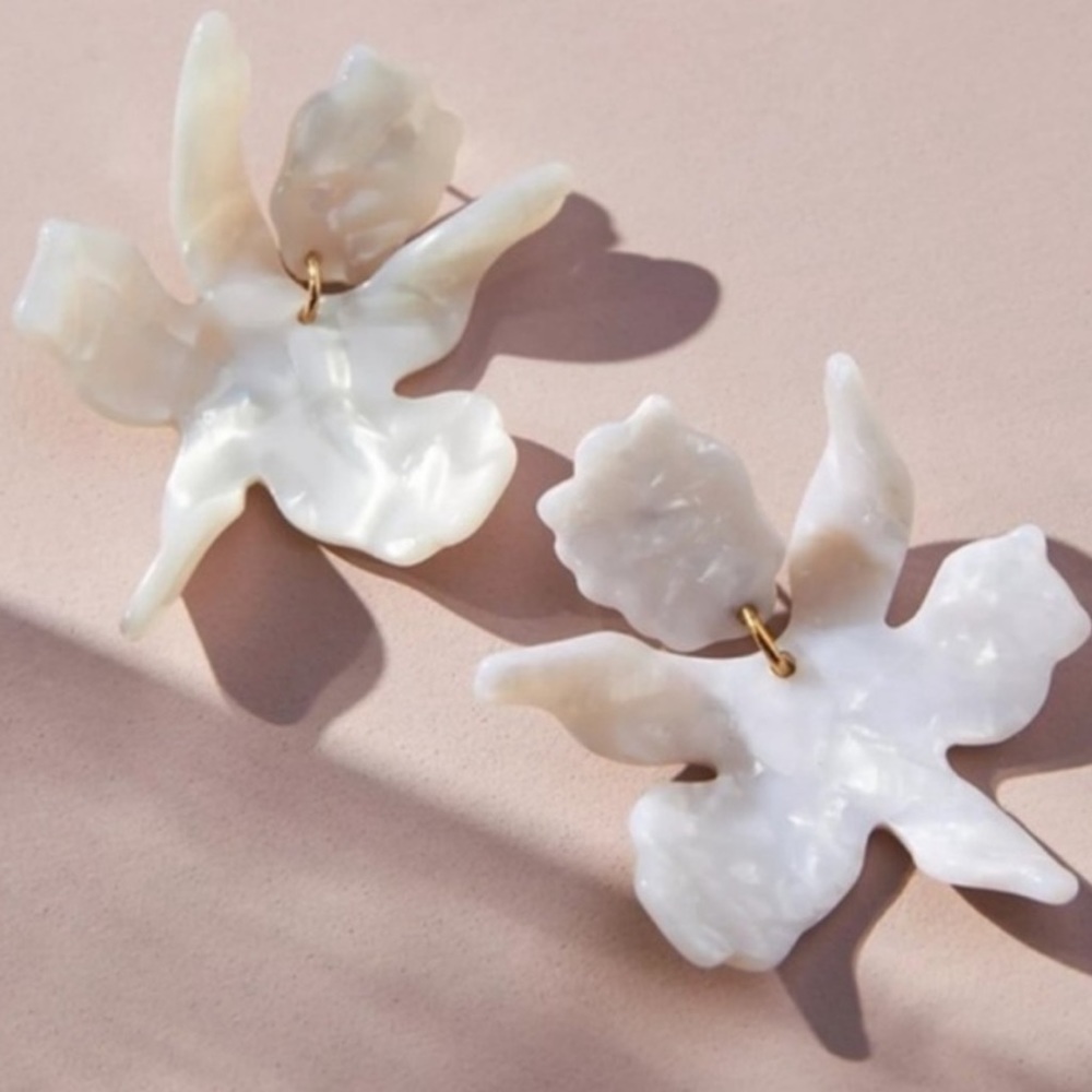 Lele Sadoughi Small Paper Lily Earrings